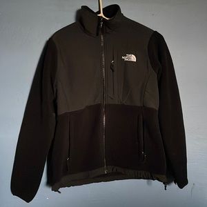 North face jacket size small